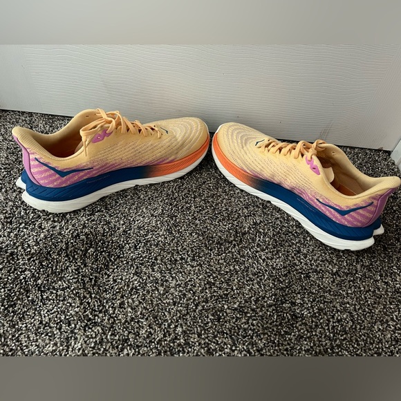 HOKA ONE Women's Mach 5 running shoes in Impala/Cyclamen light orange 10.5 - Picture 8 of 11